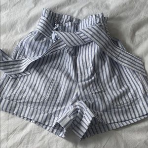 Paper bag style shorts